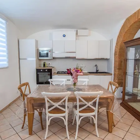 Apartamento Sole E Luna - A Due Passi Dal Mare E Dal Centro Citta *