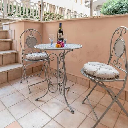 Apartamento Sole E Luna - A Due Passi Dal Mare E Dal Centro Citta *
