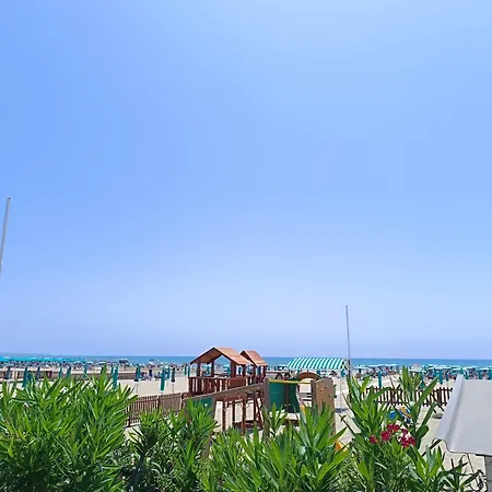 Sole E Luna - Fronte Mare * Nettuno