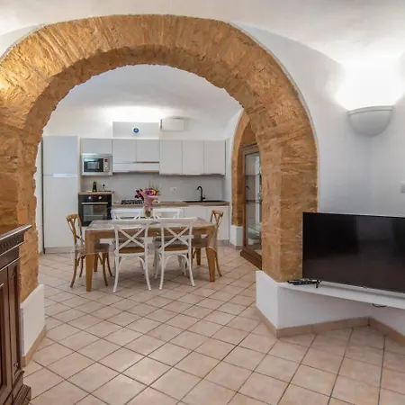 Sole E Luna - Fronte Mare Appartement Nettuno